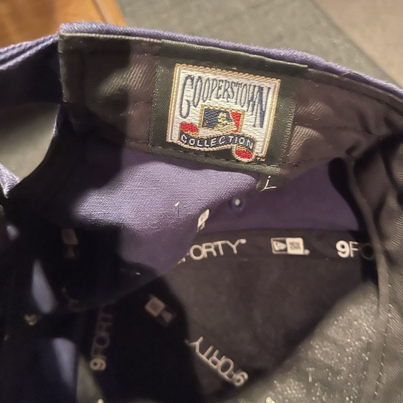 Chicago white Sox adjustable hat - Picture 9 of 10